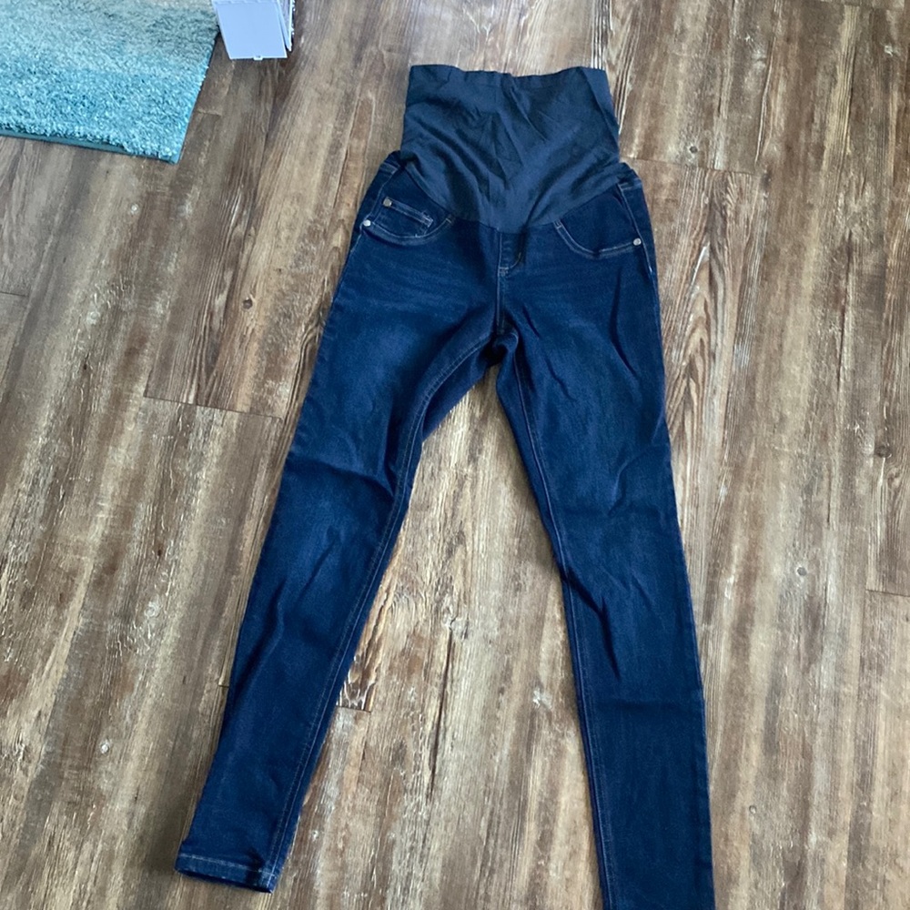 Maternity skinny jeans